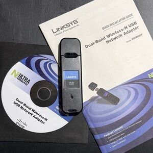 Linksys Cisco USB Network Adapter Wireless-N Dual-Band WUSB600N
